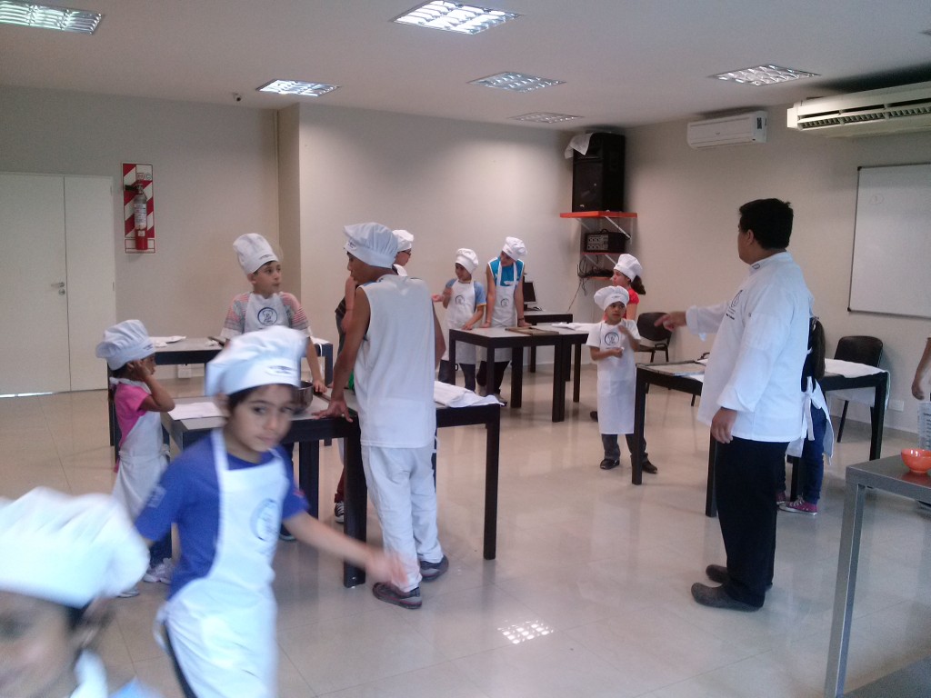 CURSO DE COCINA PARA CHICOS